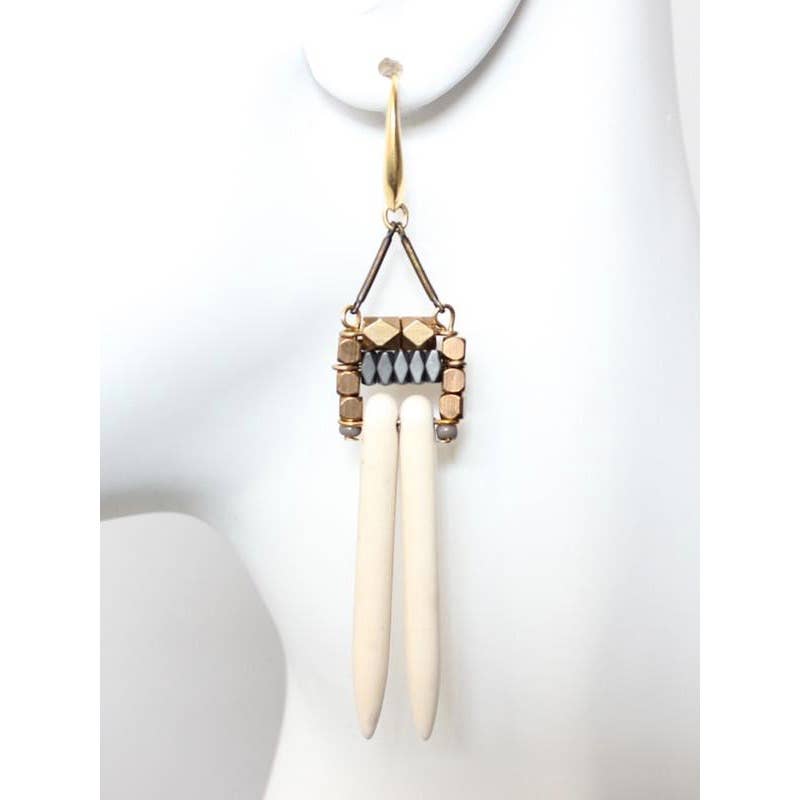 David Aubrey Jewelry - KMLE35 Geometric white spike and hematite earrings