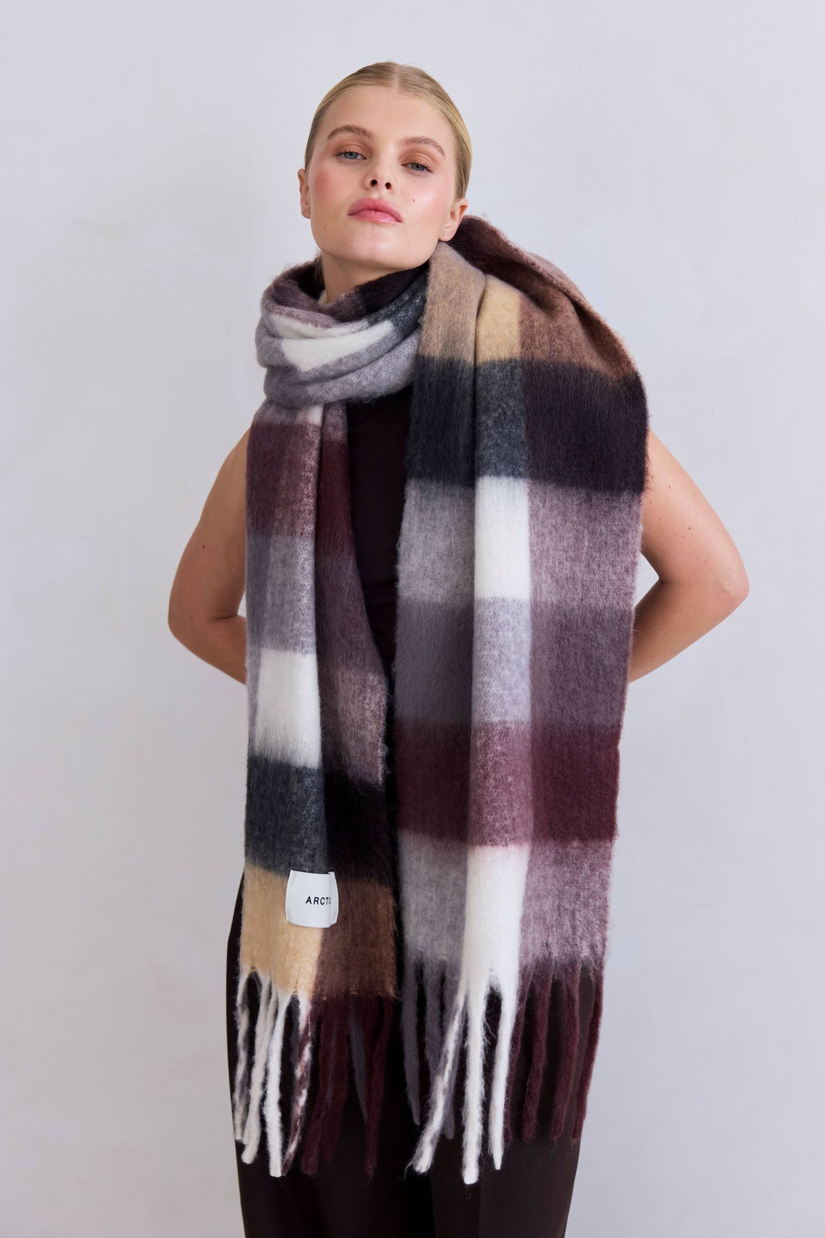 Arctic Fox & Co. - North America - The Reykjavik Scarf - 100% Recycled - Dark Berry - FW26