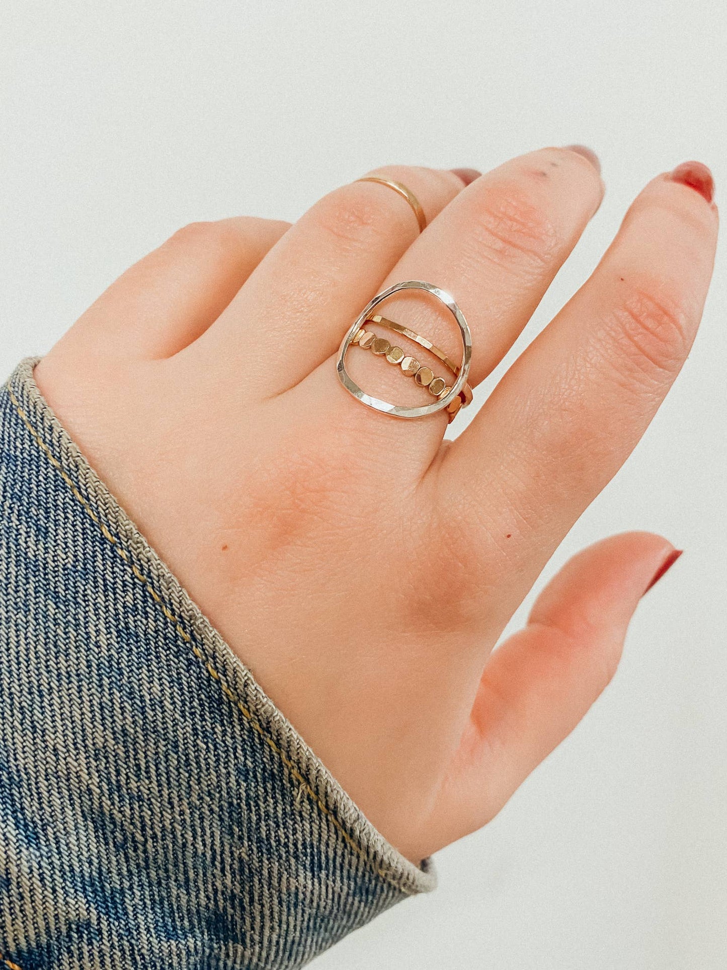 Hannah Naomi - Thick Circle Ring in Sterling Silver: Hammered / 7