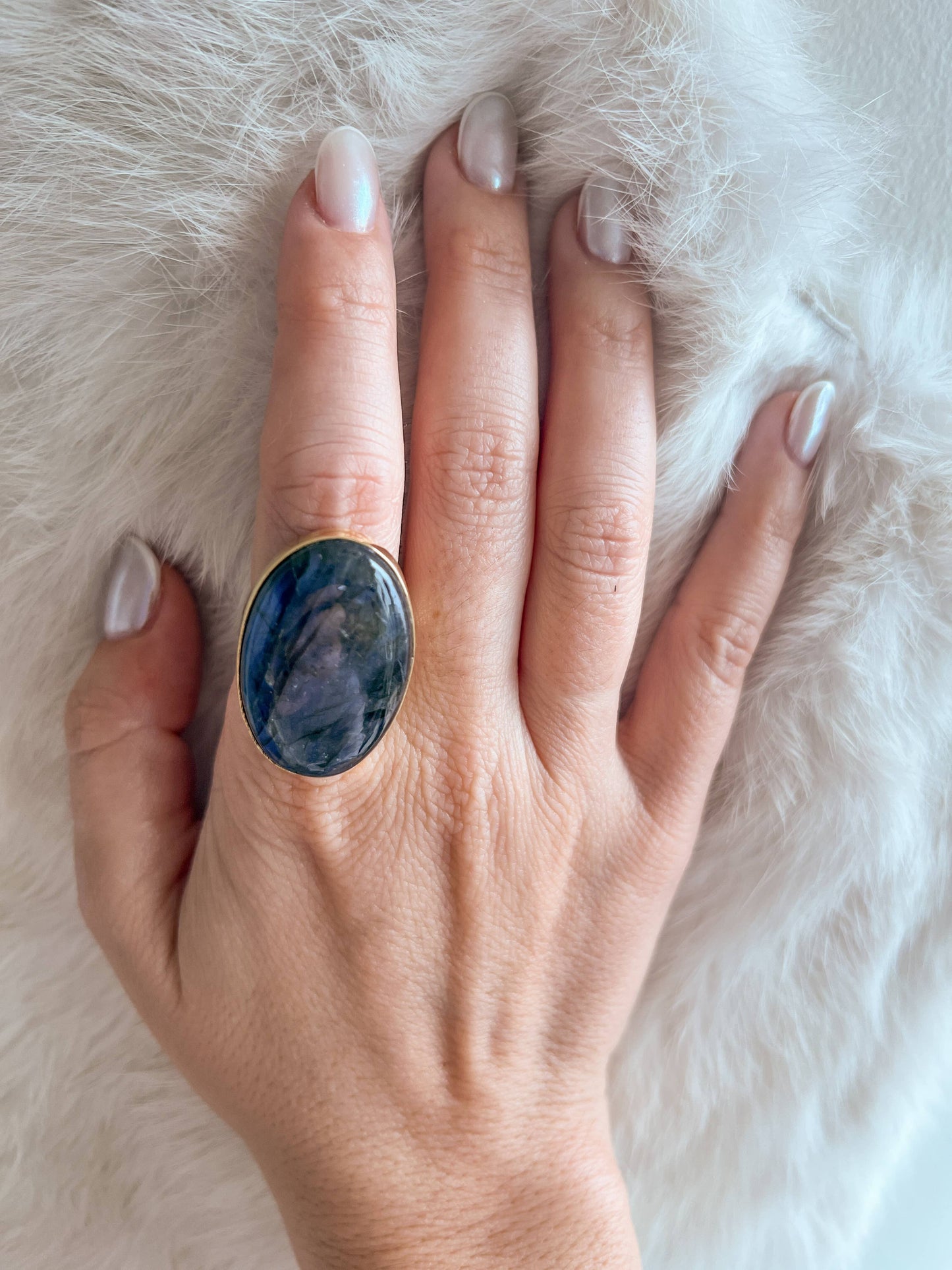 Baizaar - Large Brass Freeform Stone Ring: 6