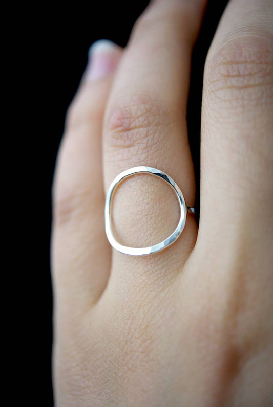 Hannah Naomi - Thick Circle Ring in Sterling Silver: Hammered / 7