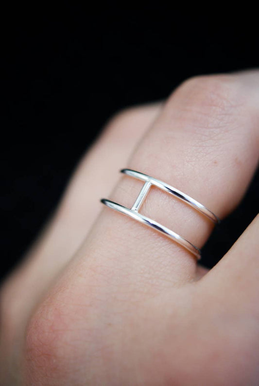 Hannah Naomi - Thick Cage Ring, Sterling Silver: 6.5 / Smooth Finish / Small