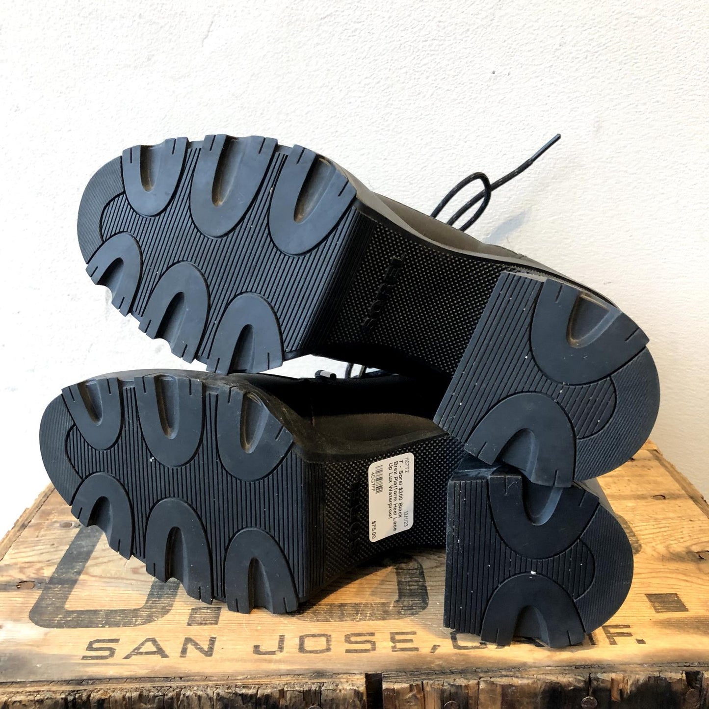 7 - Sorel $200 Black Brex Platform Heel Lace Up Lux Waterproof Boots 1107TZ