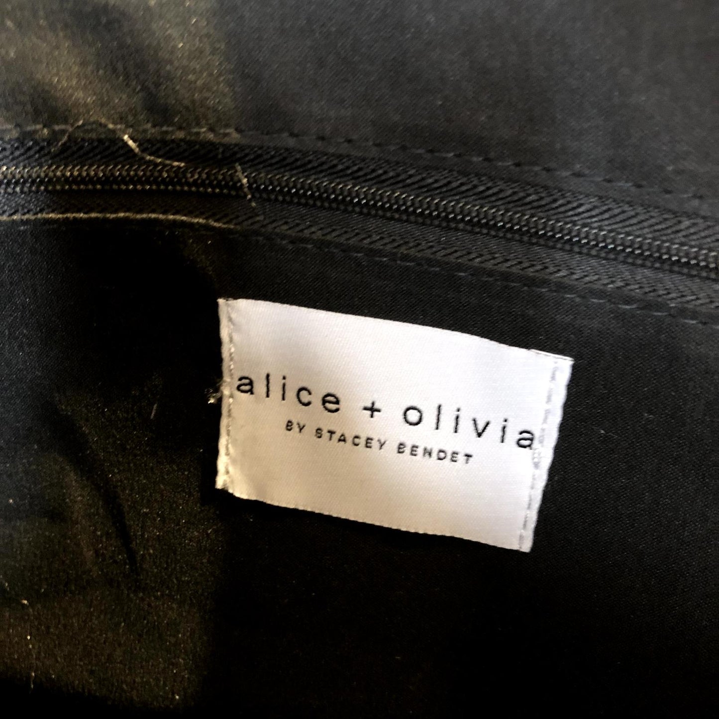 Alice + Olivia A+o x Fabfitfun In Regal Romance Sapphire Duffle Bag NEW 1217BT