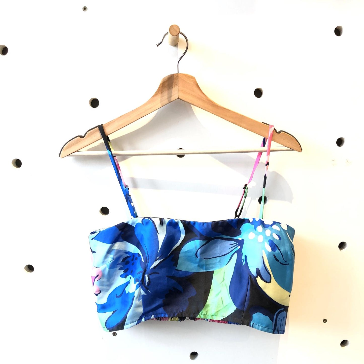 M / L - Bacio Multi-Color Bold Floral Print Crop Top Midi Skirt Set 0304HJ