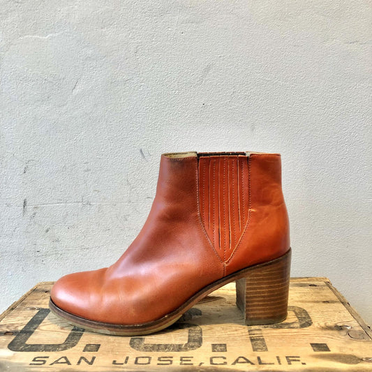 7.5 - Wolverine Red Leather 1000 Mile Samantha Pleet Ankle Boots 0618SK