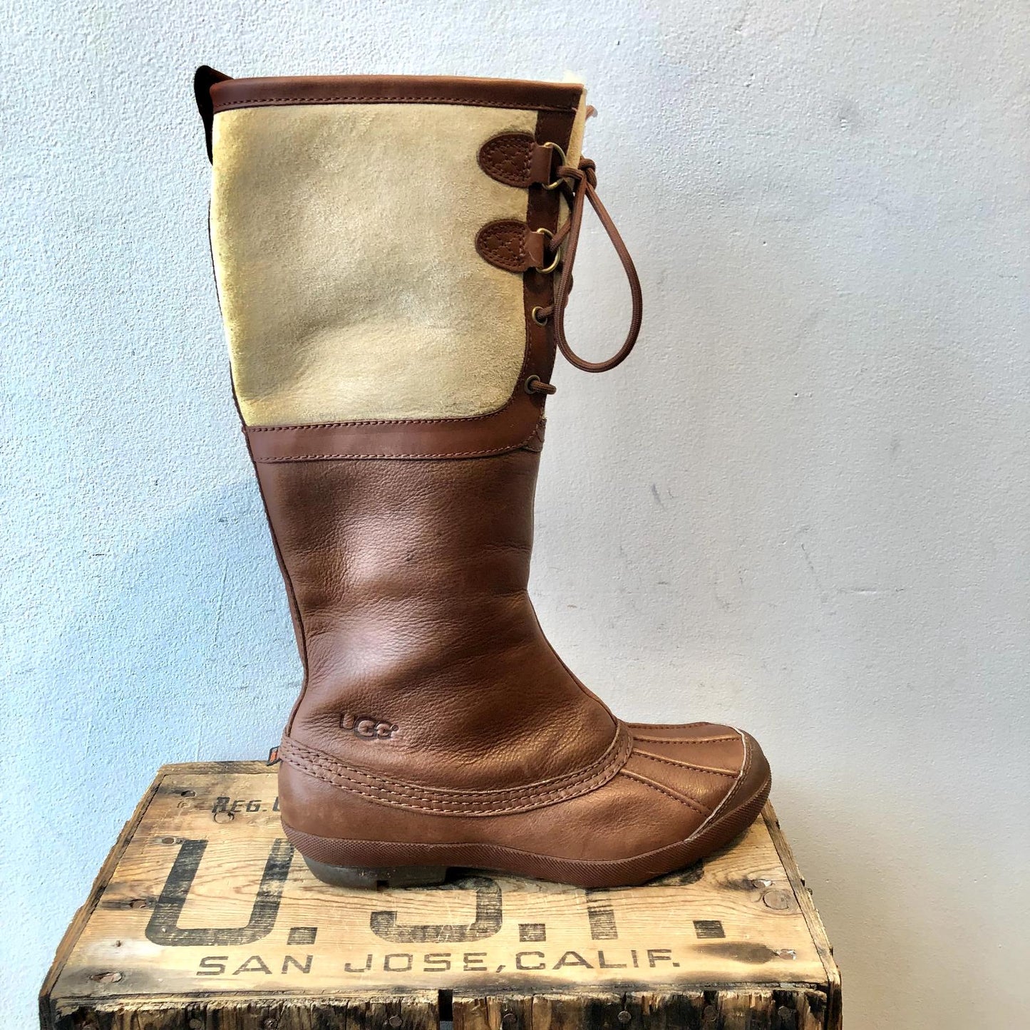 8.5 - Ugg Brown Leather Sheepskin Knee High Belcloud 14" Duck Boots 1130TS