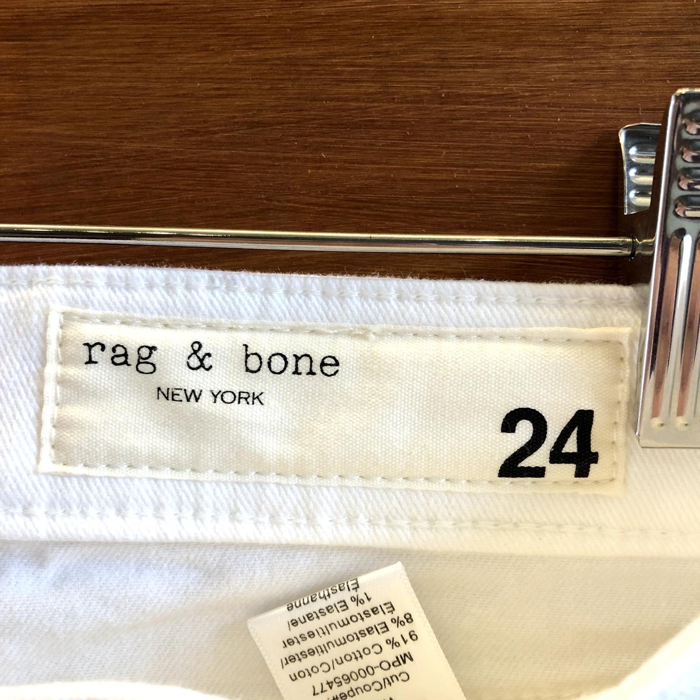 24 - Rag & Bone $235 White Low Rise Slim Boyfriend Dre Jeans NEW 0131LD