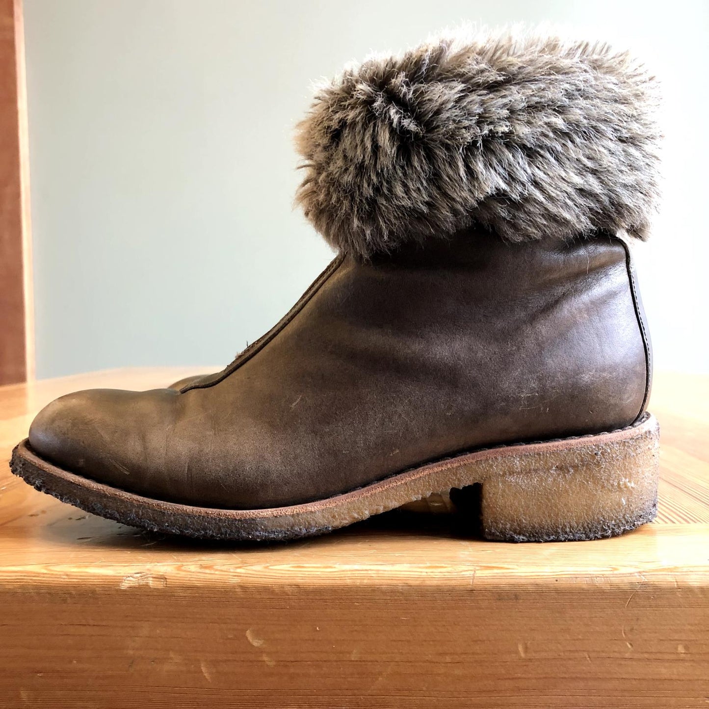 40 / 9.5 - A.P.C. $575 Khaki Brown Leather Faux Fur Juneau Boots w/ Box 0920PW